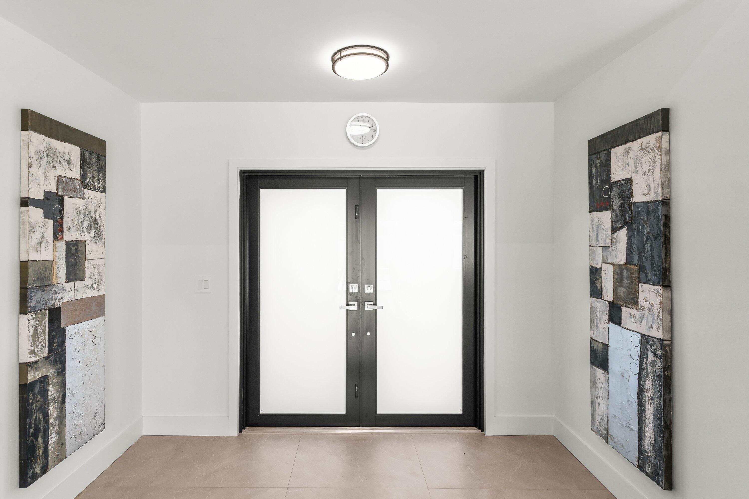 ESCONDIDO - Residential