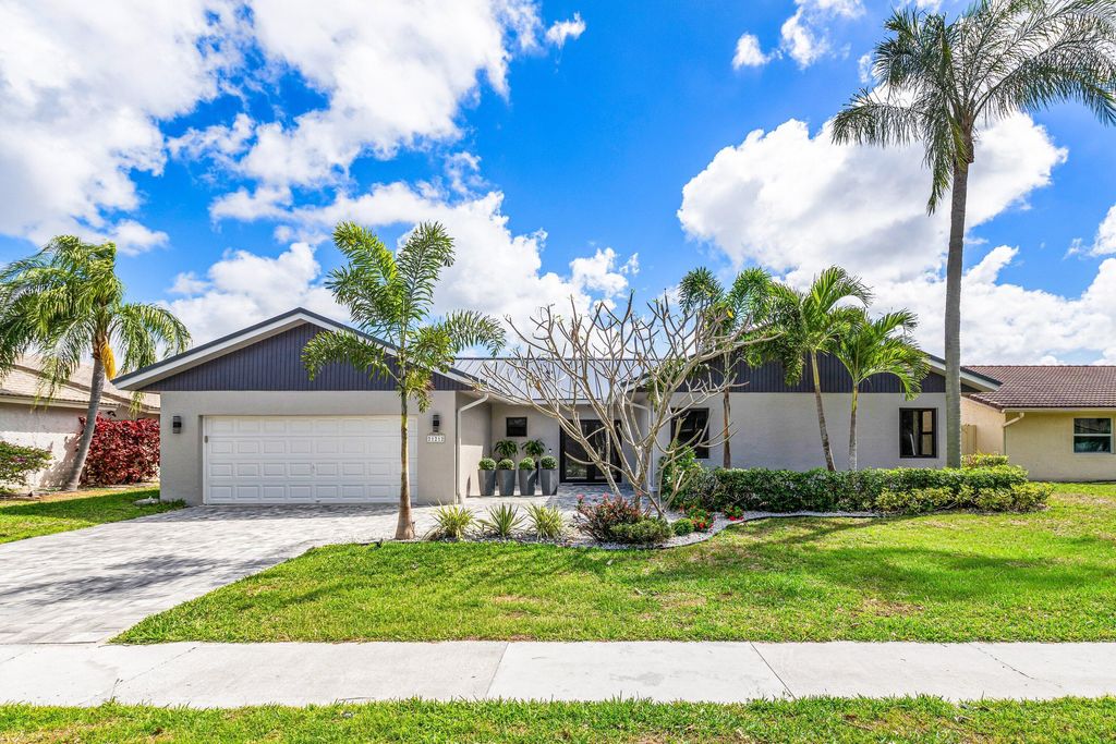 Photo of 21212 Escondido Way, Boca Raton, FL 33433 (MLS # B26001939)