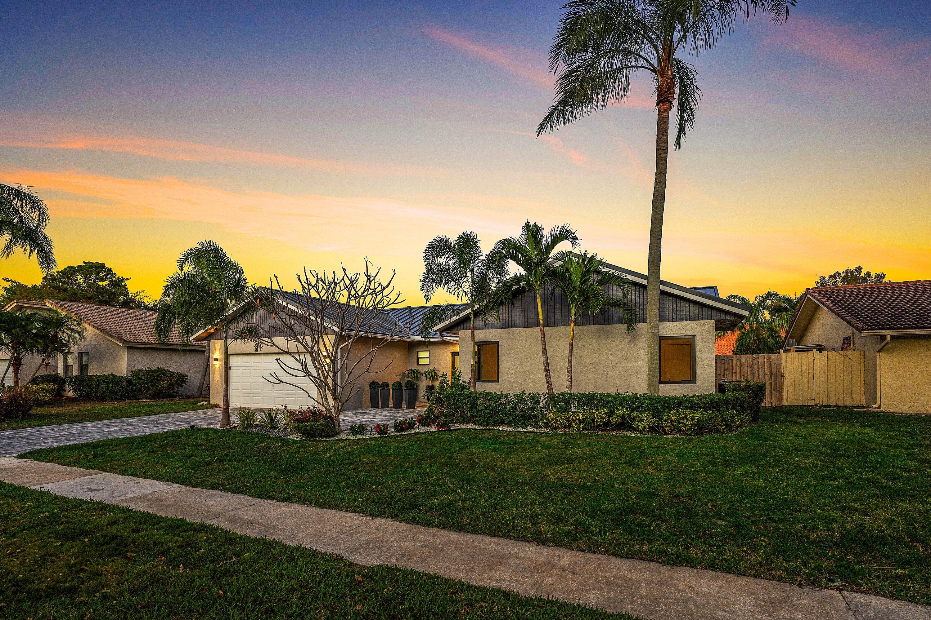 ESCONDIDO - Residential