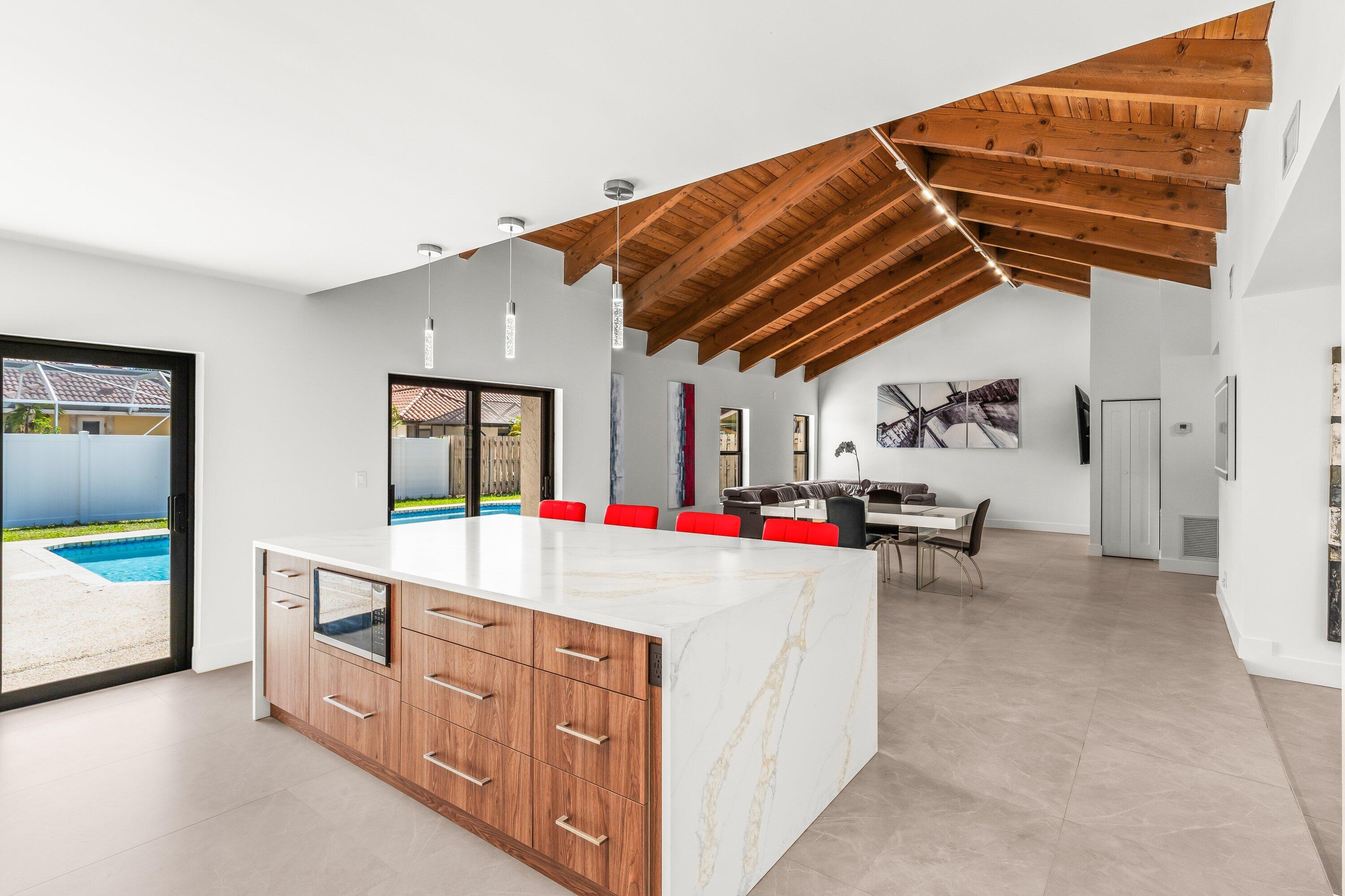 ESCONDIDO - Residential