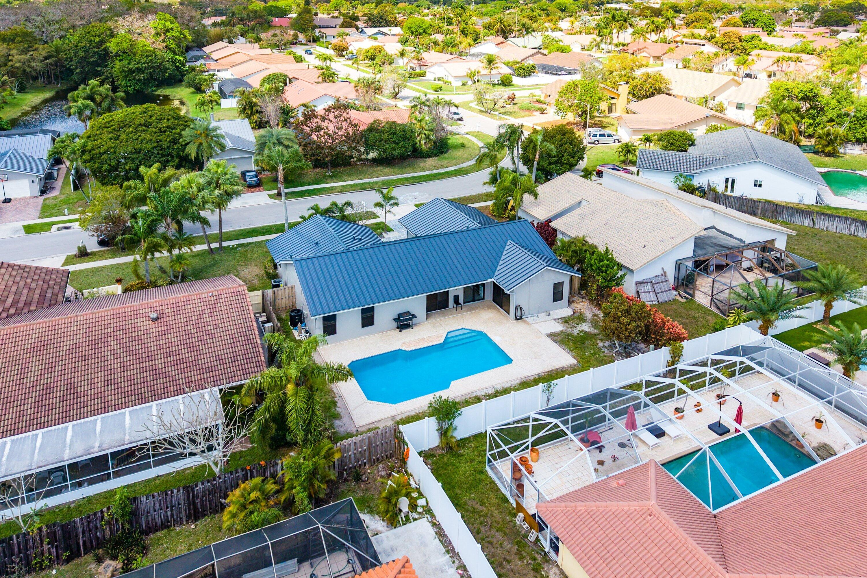 ESCONDIDO - Residential