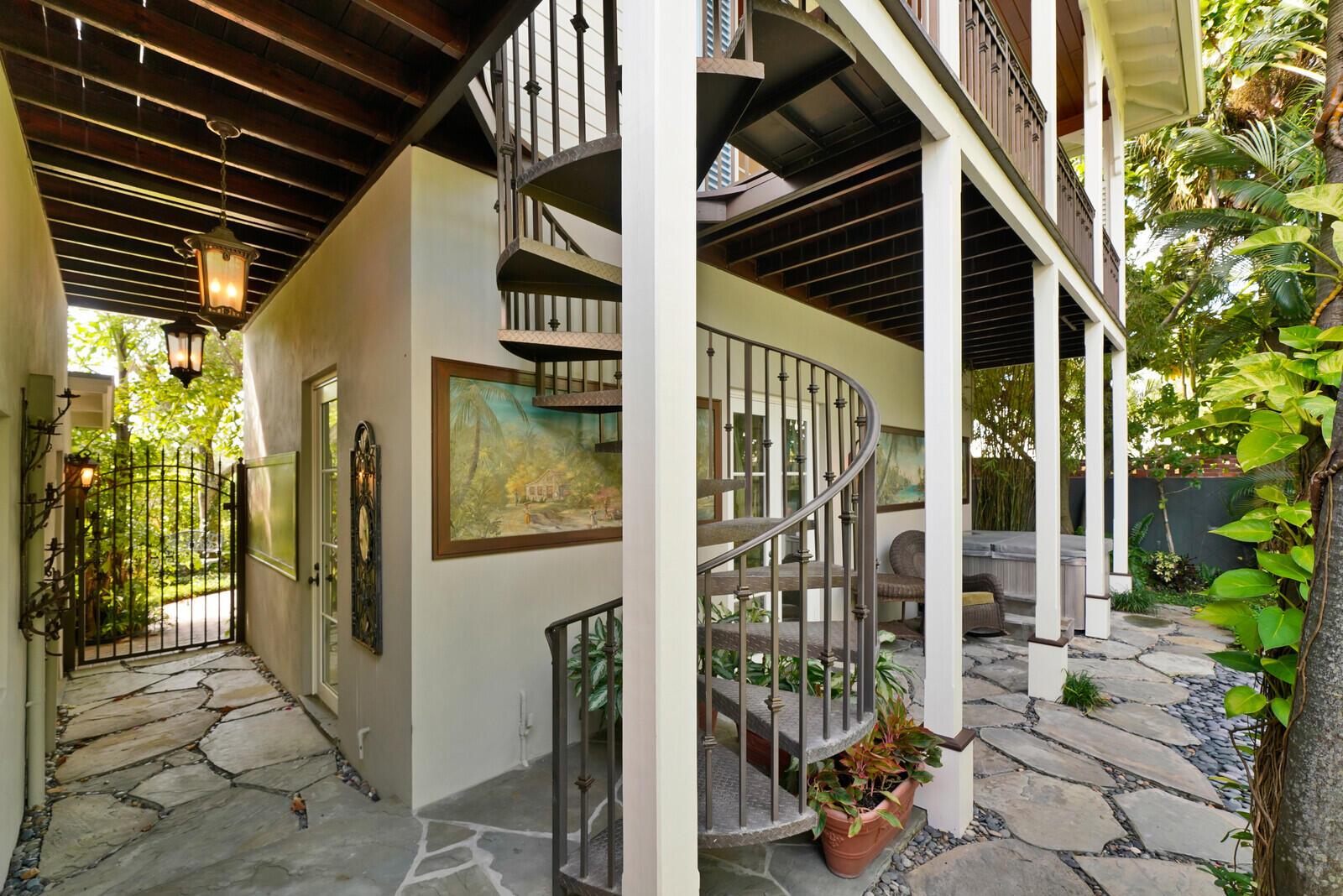 LANTANA POINT - Residential Lease