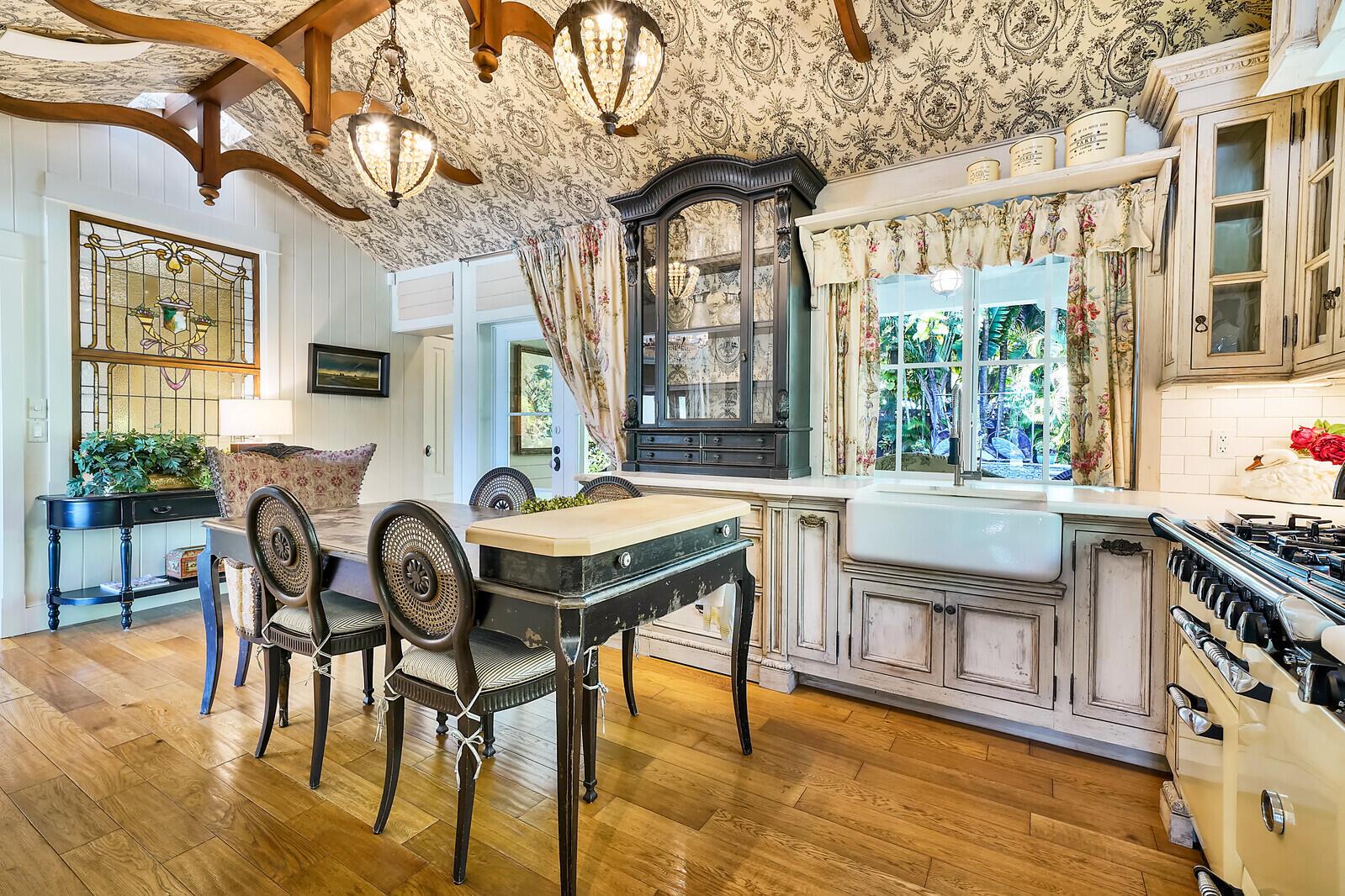 LANTANA POINT - Residential Lease