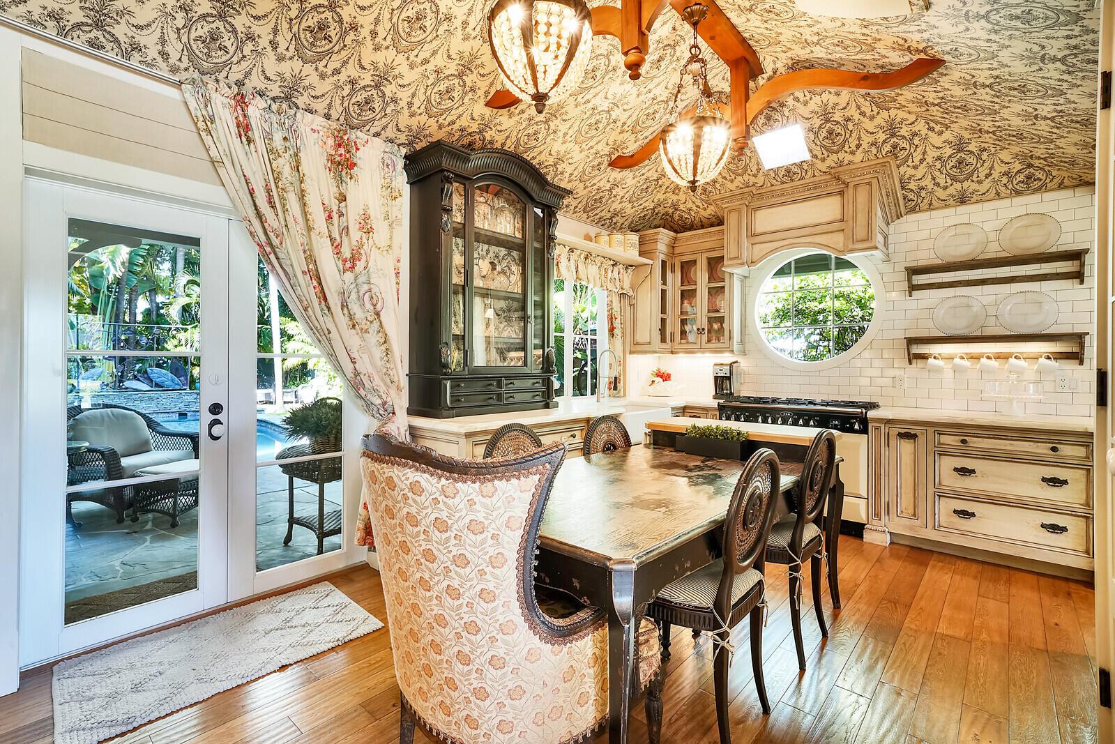 LANTANA POINT - Residential Lease