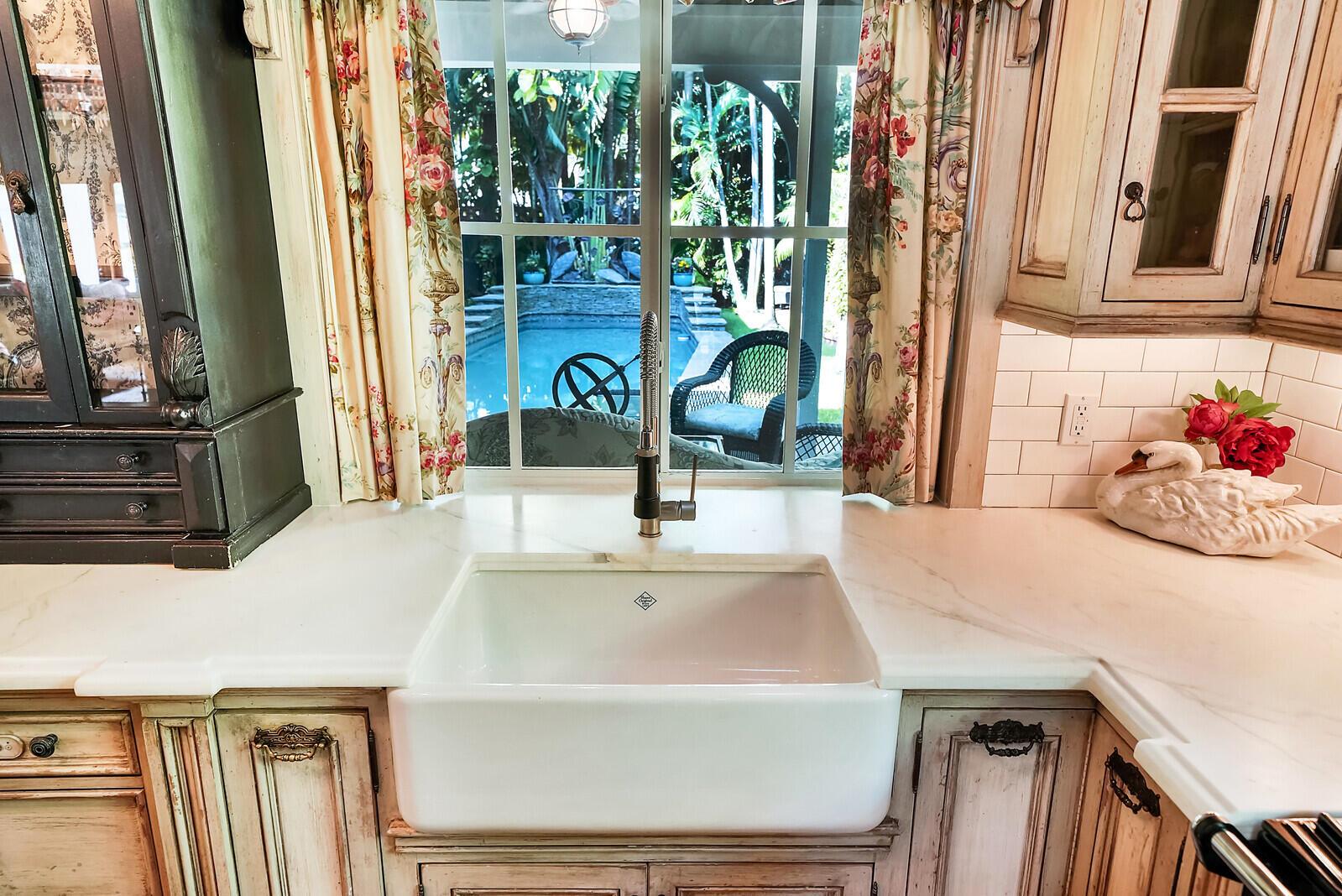 LANTANA POINT - Residential Lease