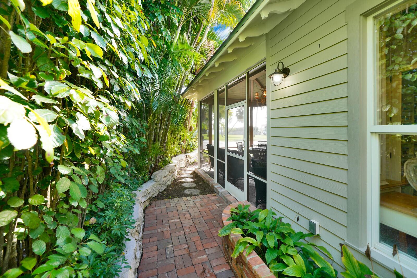 LANTANA POINT - Residential Lease