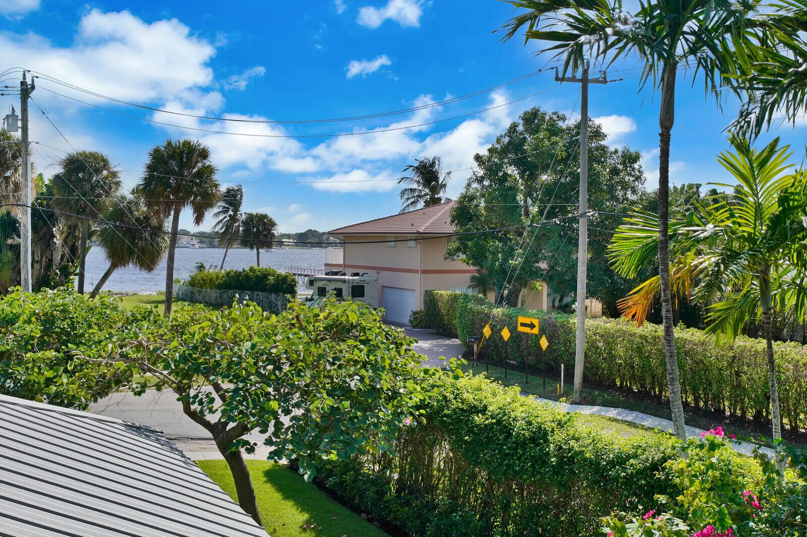 LANTANA POINT - Residential Lease