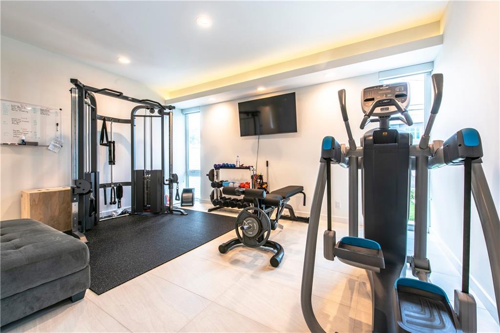 PELICAN ISLE - Residential