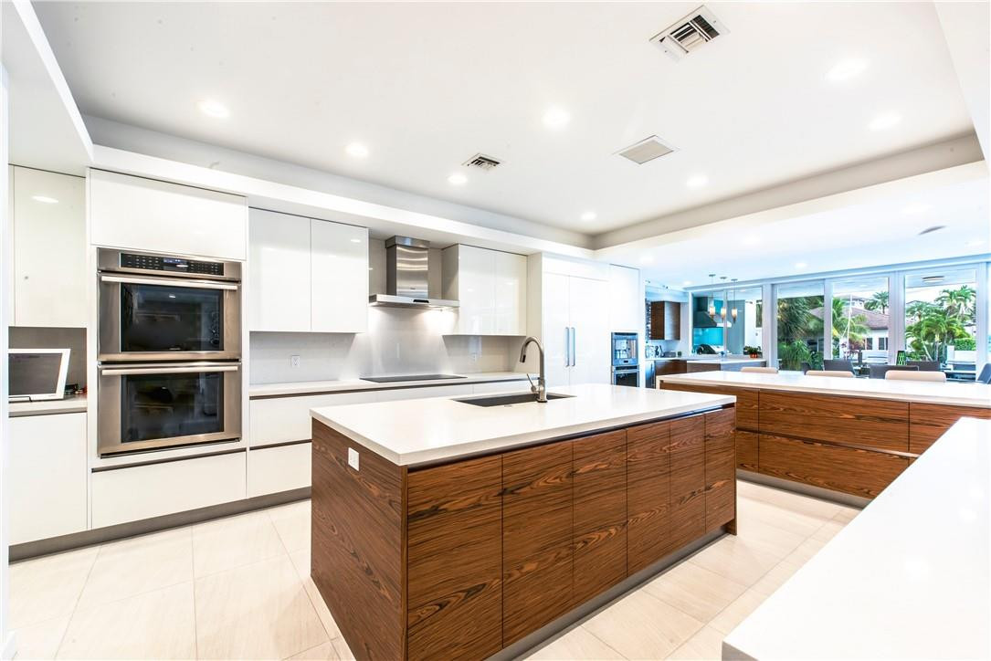 PELICAN ISLE - Residential