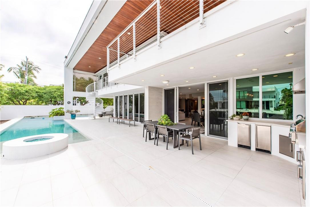 PELICAN ISLE - Residential