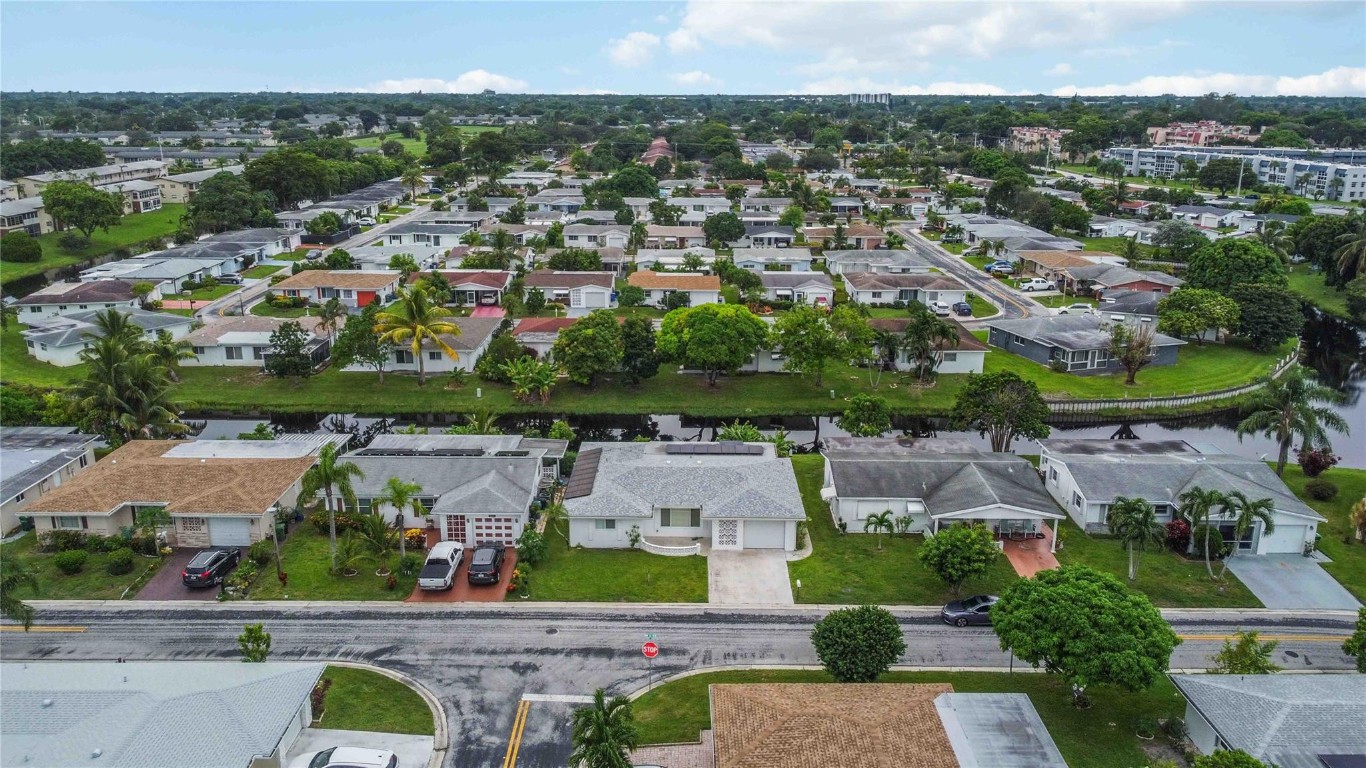 Paradise Gardens Sec 4 76 - Residential