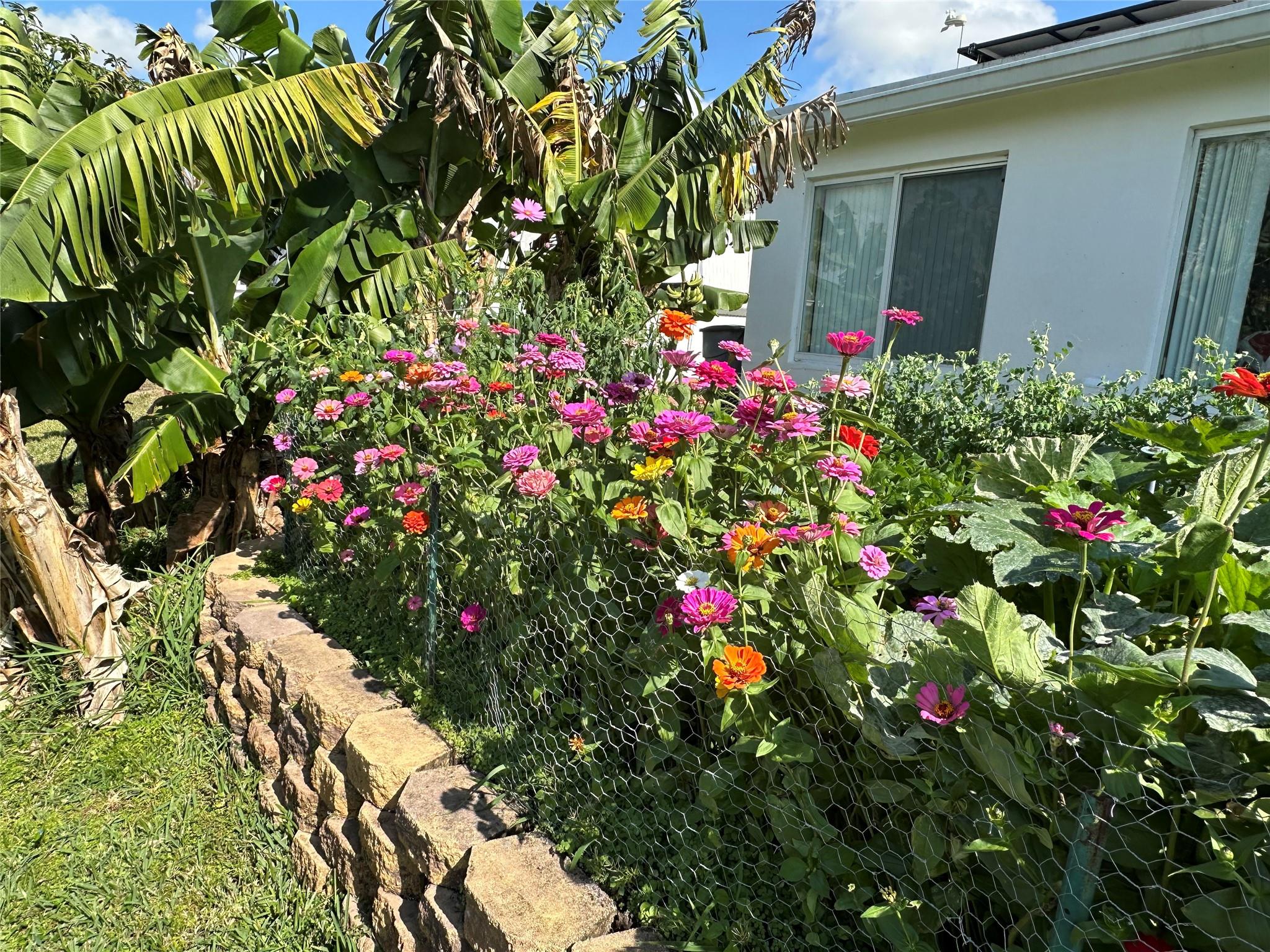 Paradise Gardens Sec 4 76 - Residential