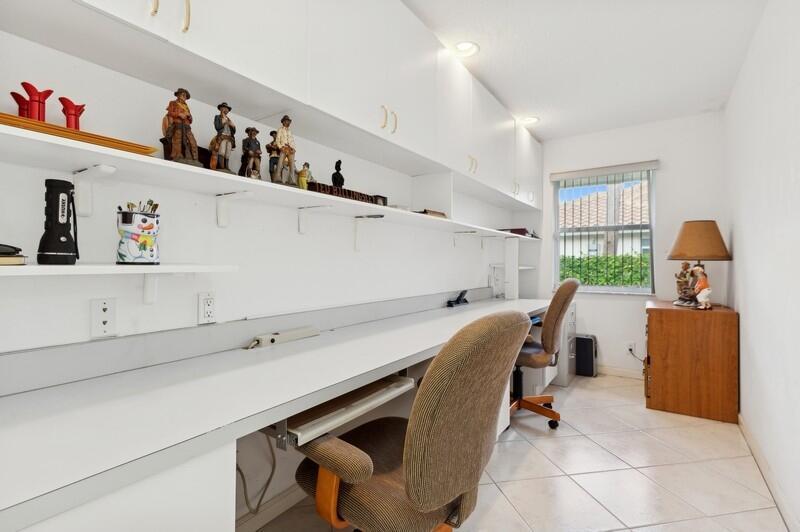 DELRAY DUNES FIRST SEC - Residential