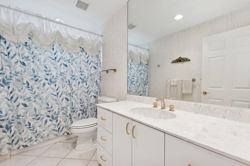 DELRAY DUNES FIRST SEC - Residential