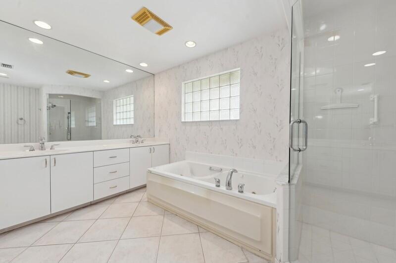 DELRAY DUNES FIRST SEC - Residential