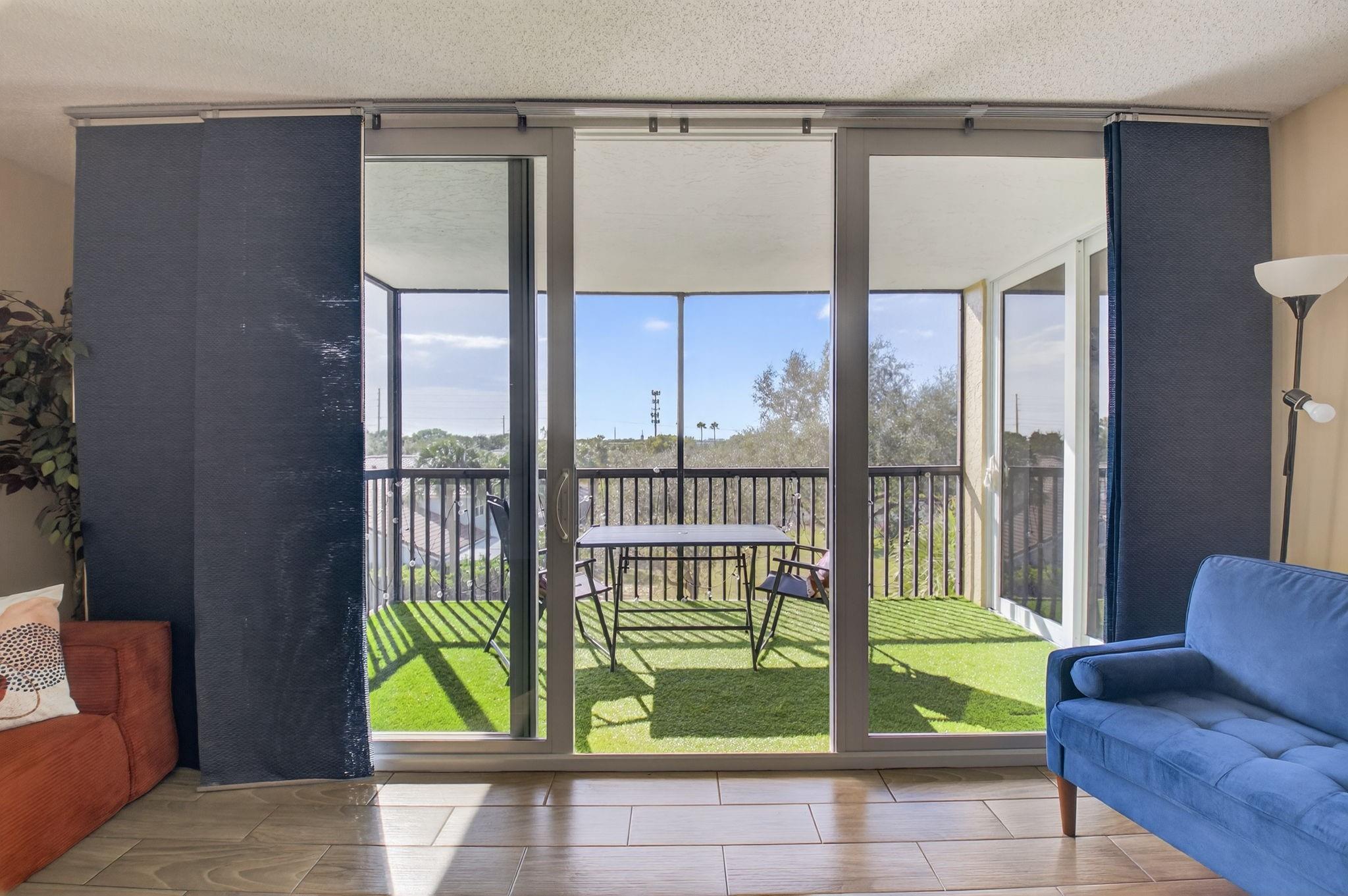 The Palms at Boca Teeca - Residential