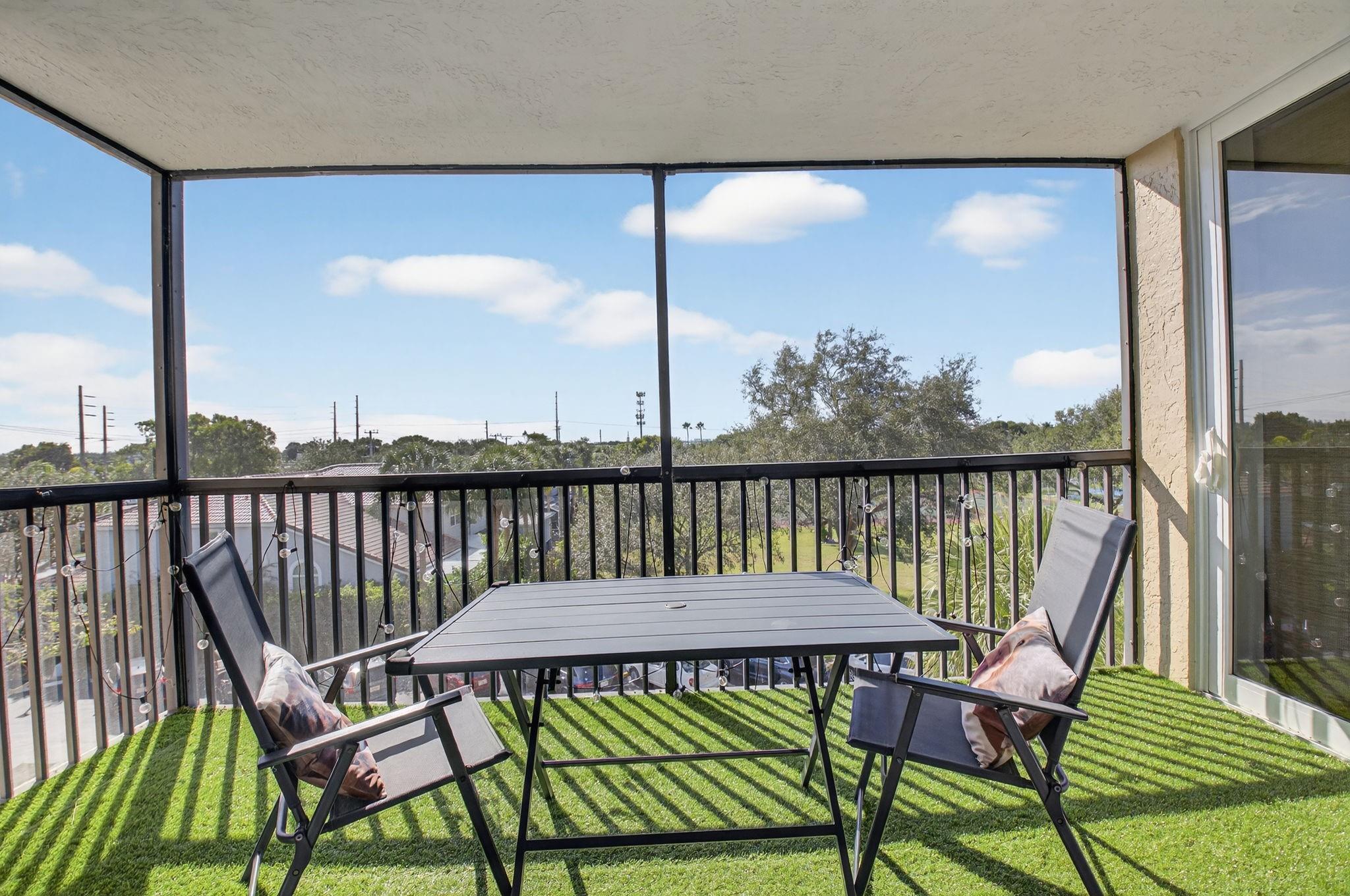 The Palms at Boca Teeca - Residential