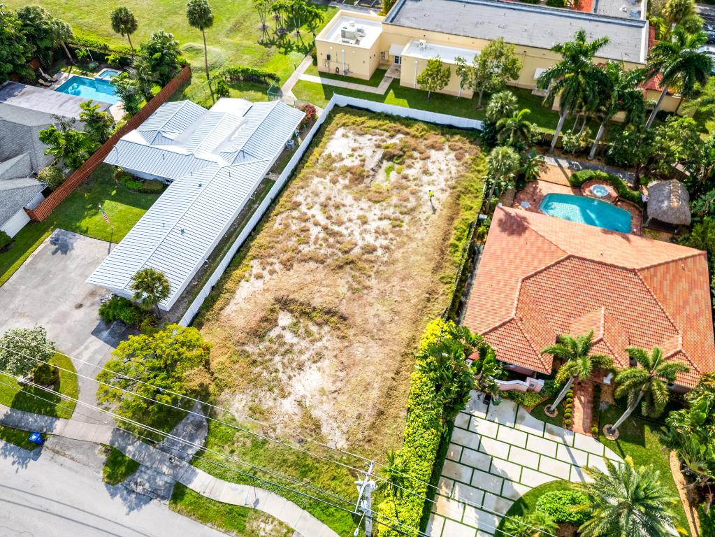 HARBOR BEACH EXTENSION - Land