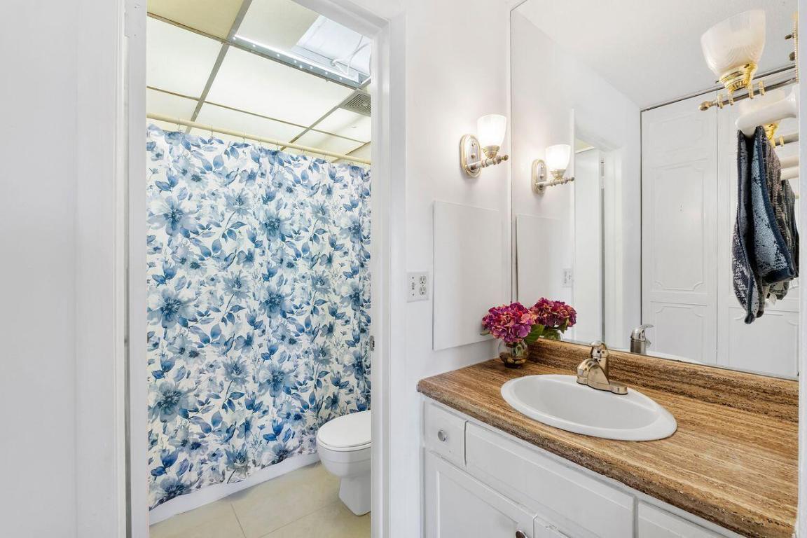 International Village At Inverrary - Residential