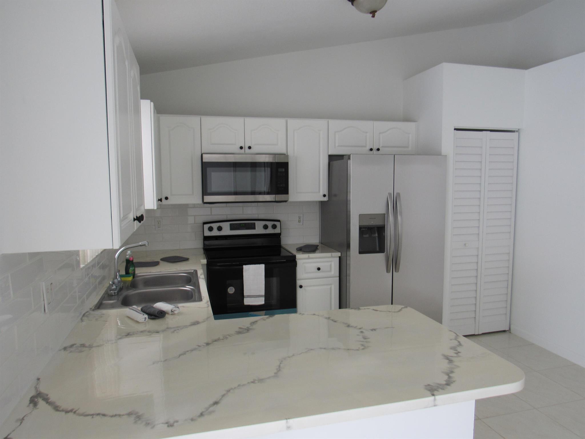 ST GEORGES LANDING - Residential Lease