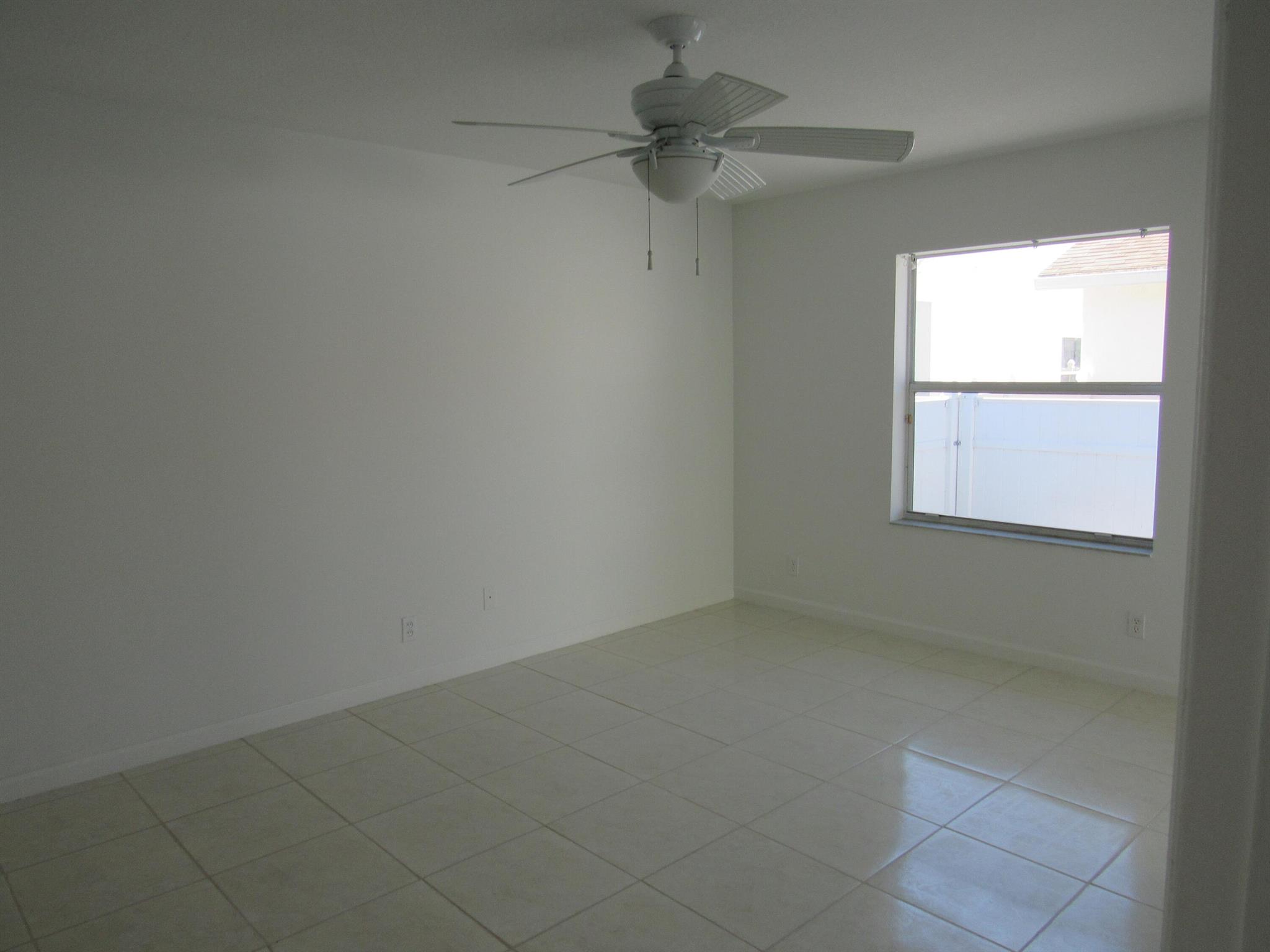 ST GEORGES LANDING - Residential Lease