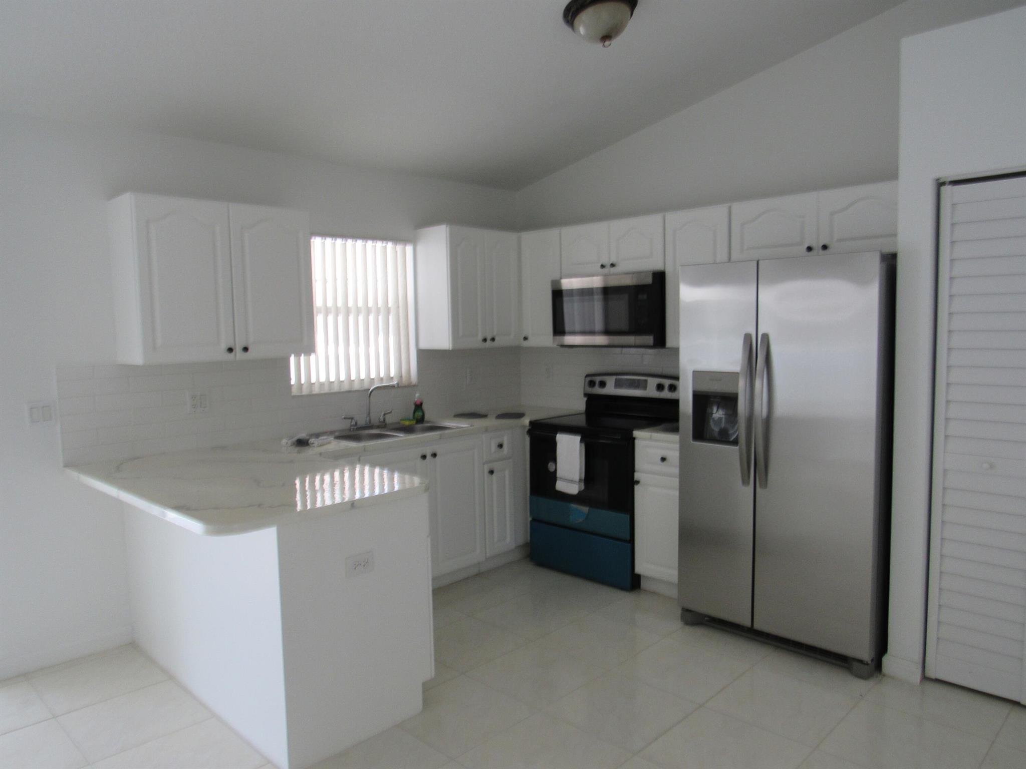 ST GEORGES LANDING - Residential Lease