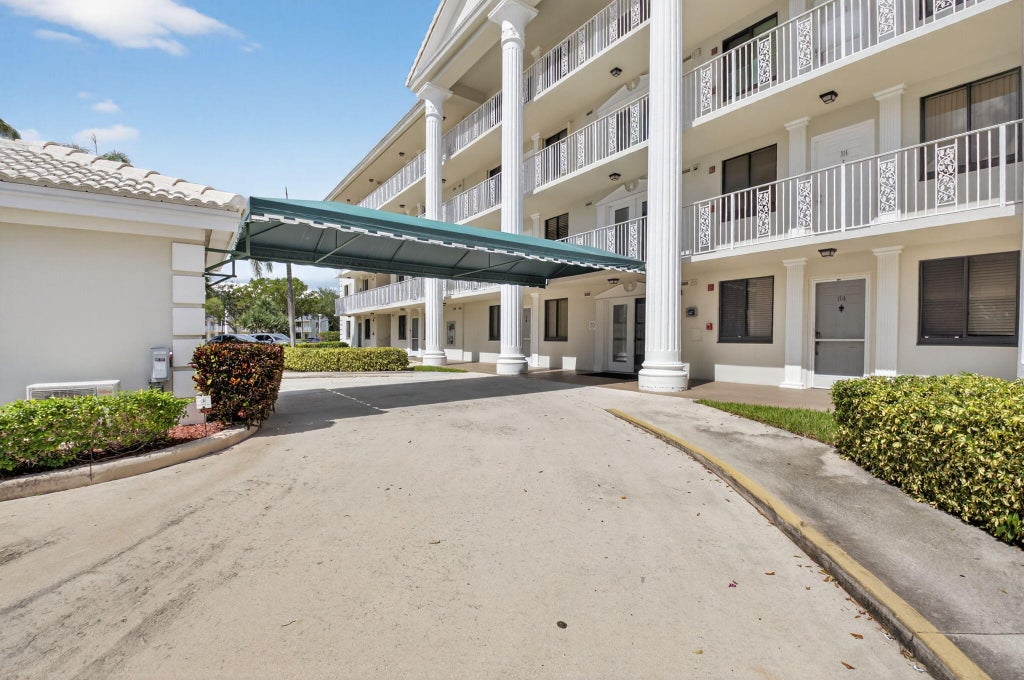 Photo of 6193 Balboa Circle #403, Boca Raton, FL 33433 (MLS # R11132720)