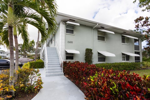 Photo of 2600 SW 22ND Avenue #906, Delray Beach, FL 33445 (MLS # B26083841)