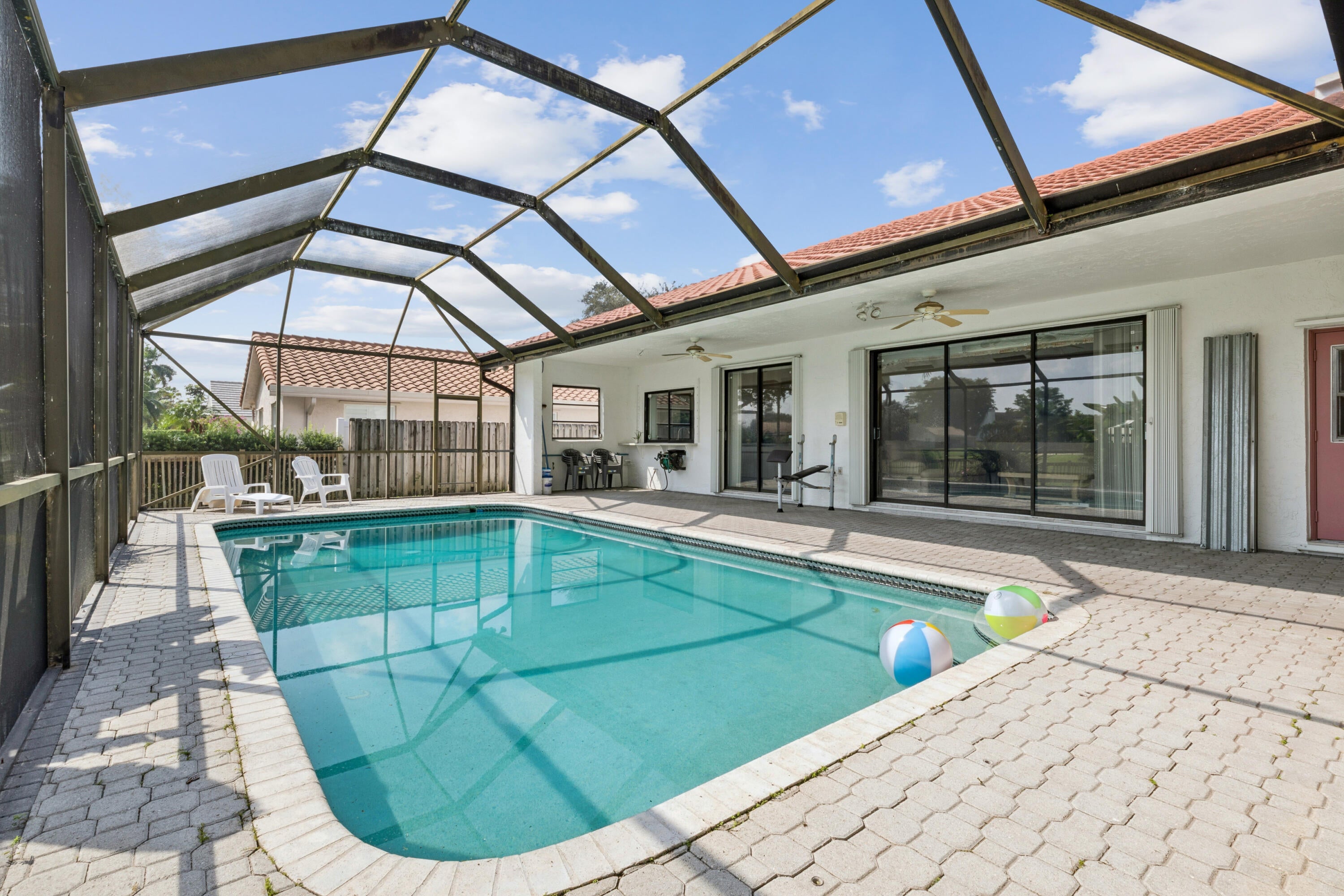 1240 NW 100TH Way NW