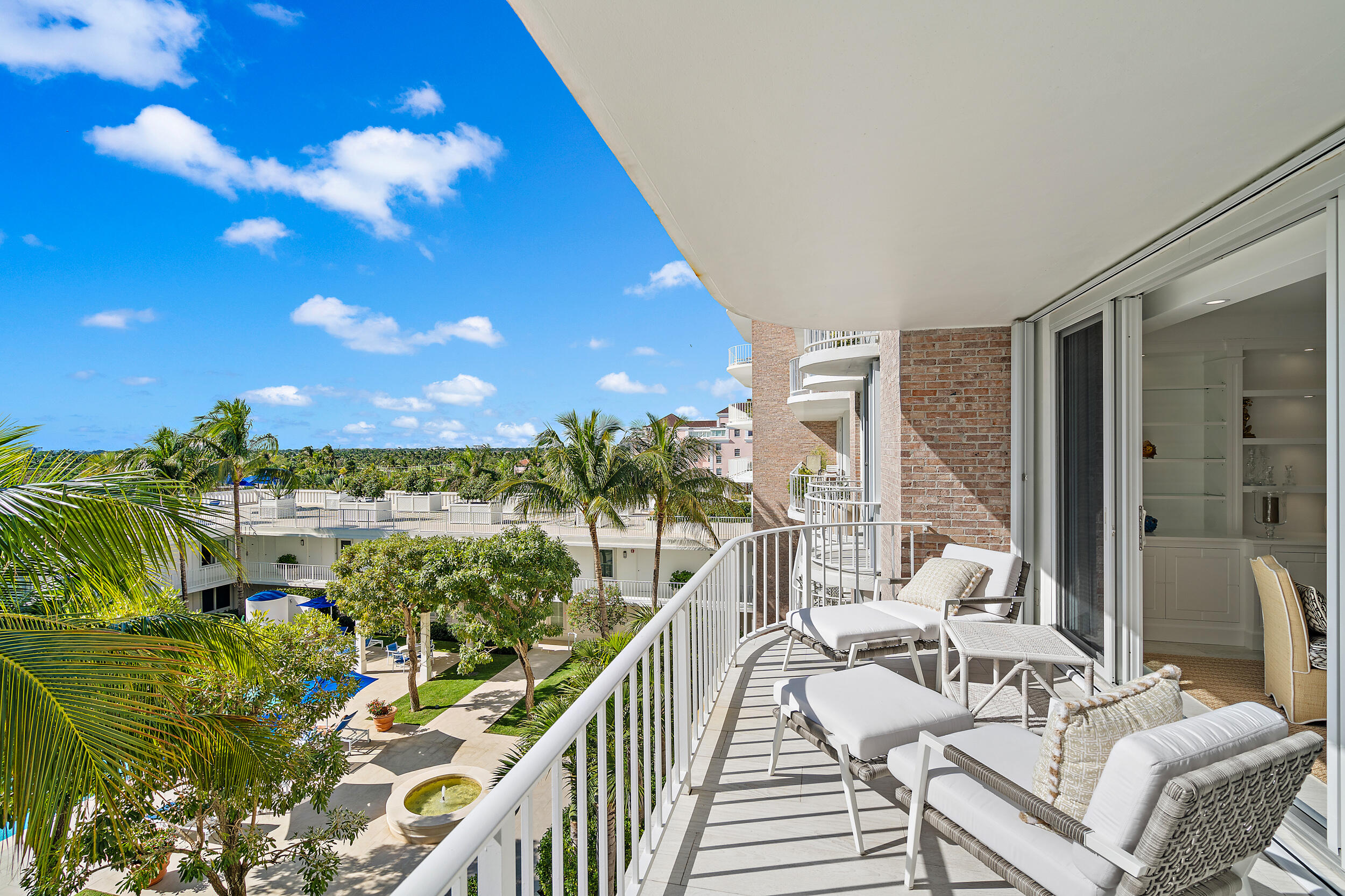 WINTHROP HOUSE CONDO - Residential