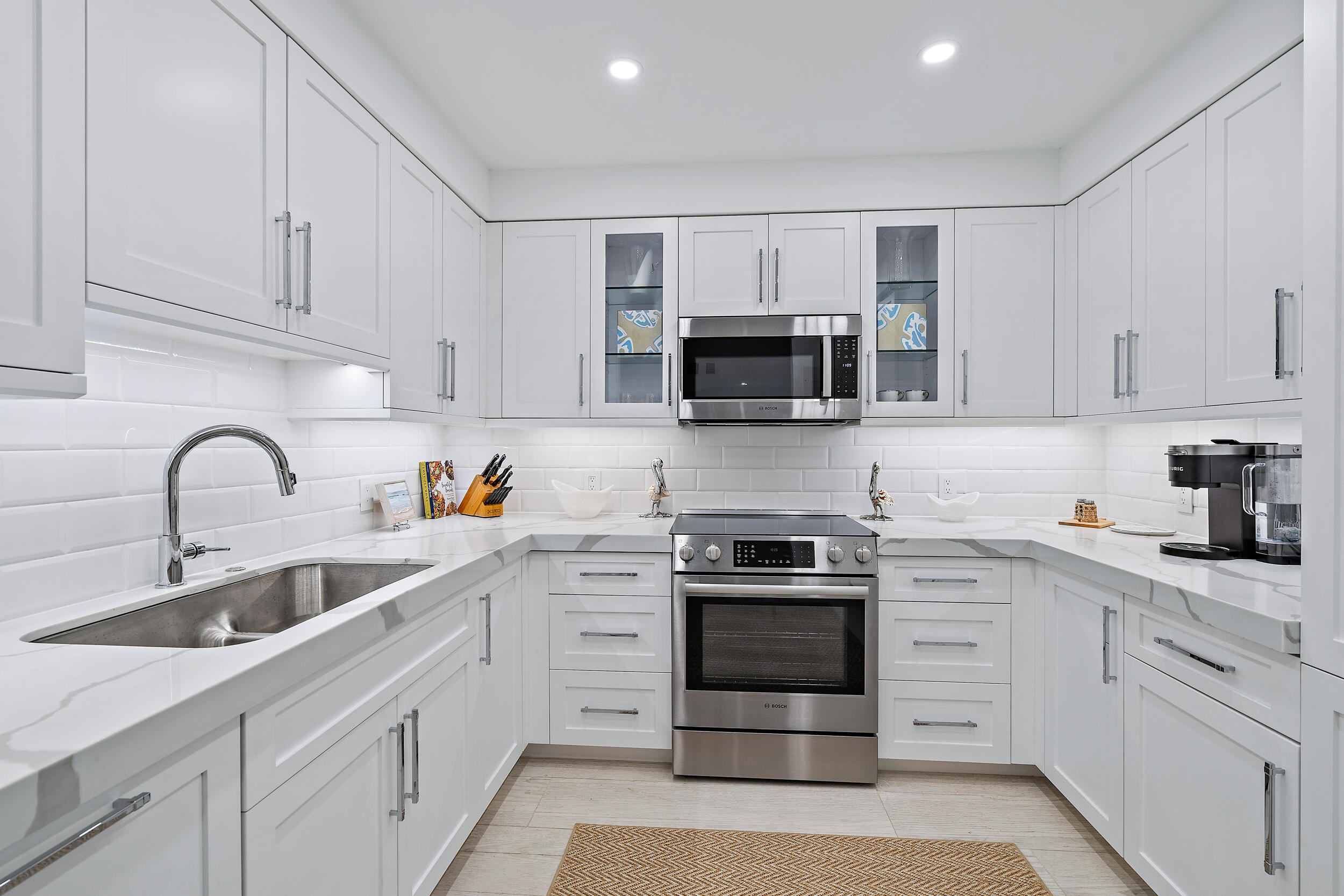 WINTHROP HOUSE CONDO - Residential