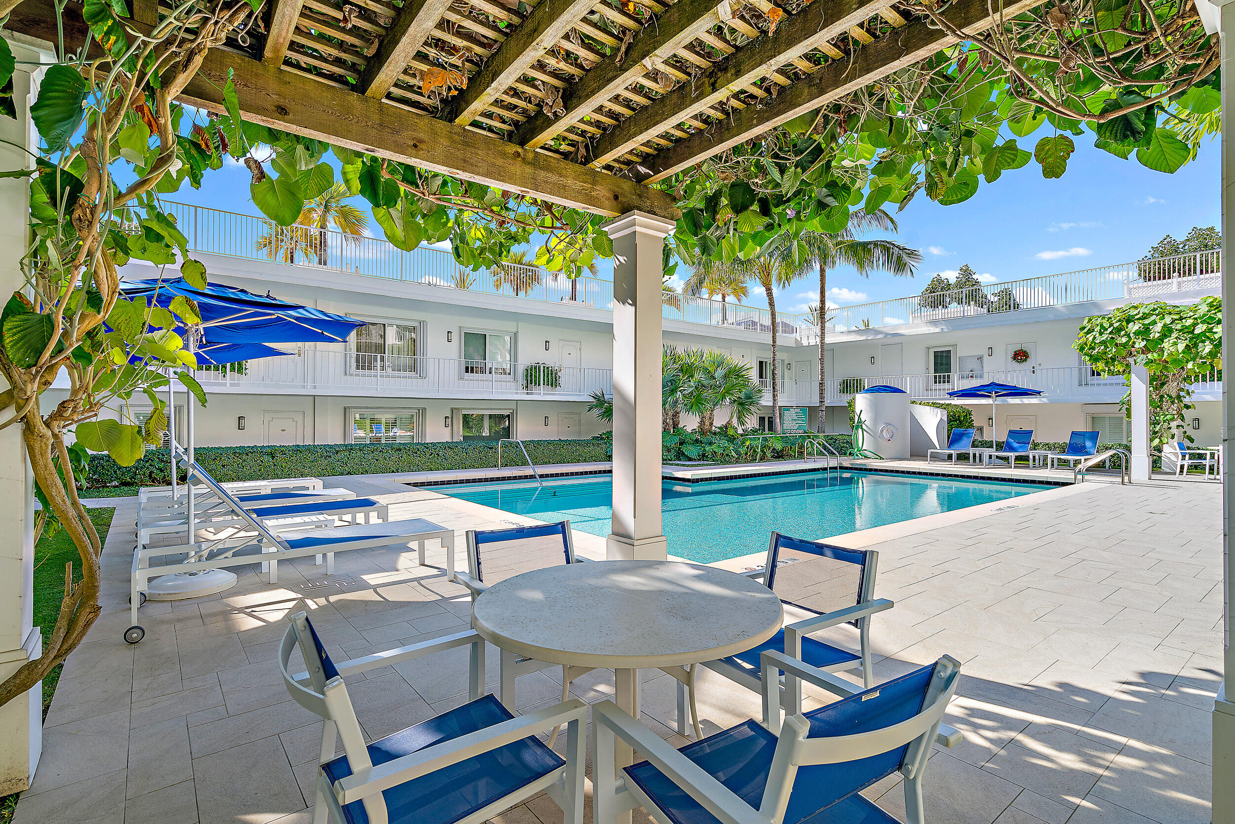 WINTHROP HOUSE CONDO - Residential