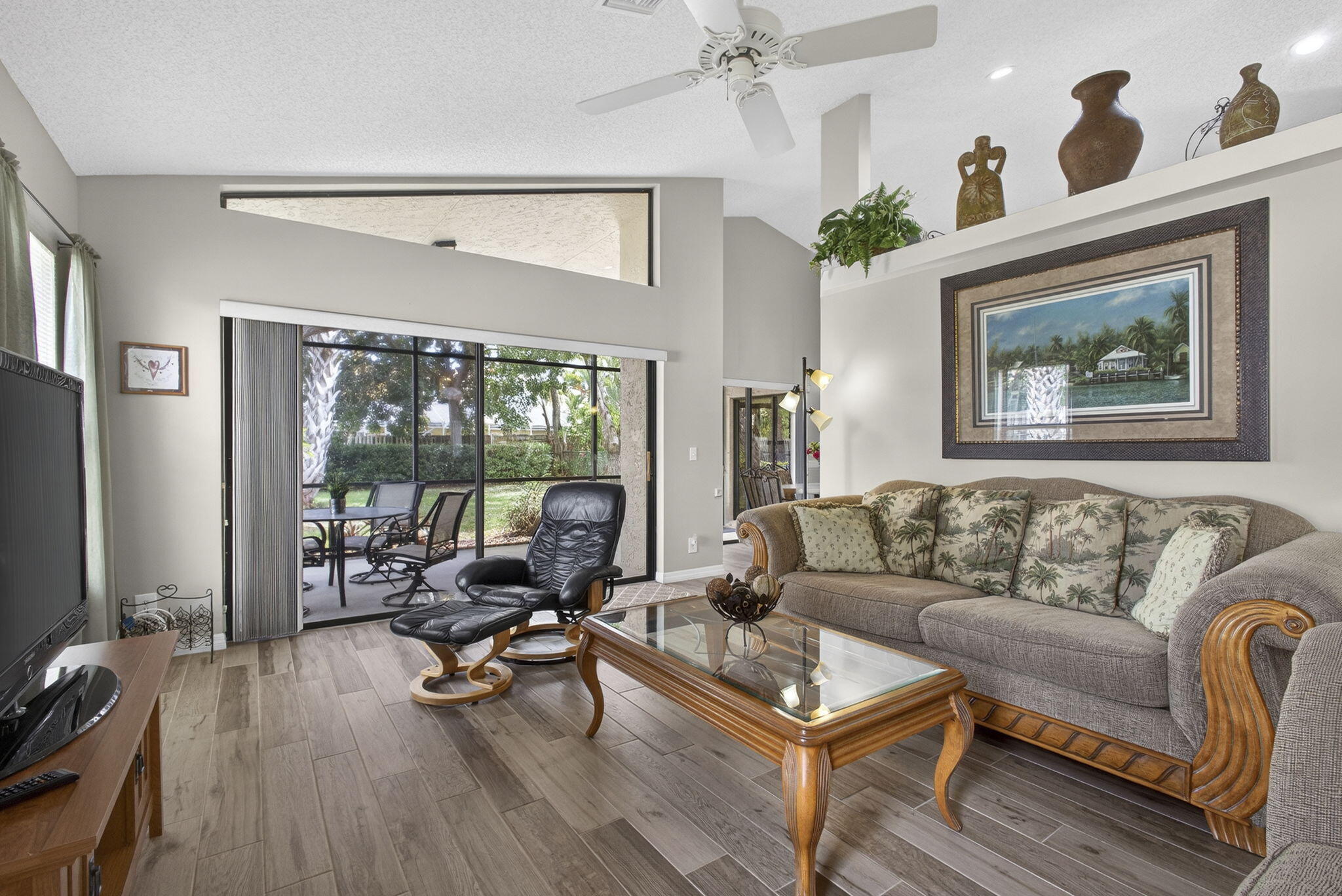 WELLINGTON TR 43 - Residential