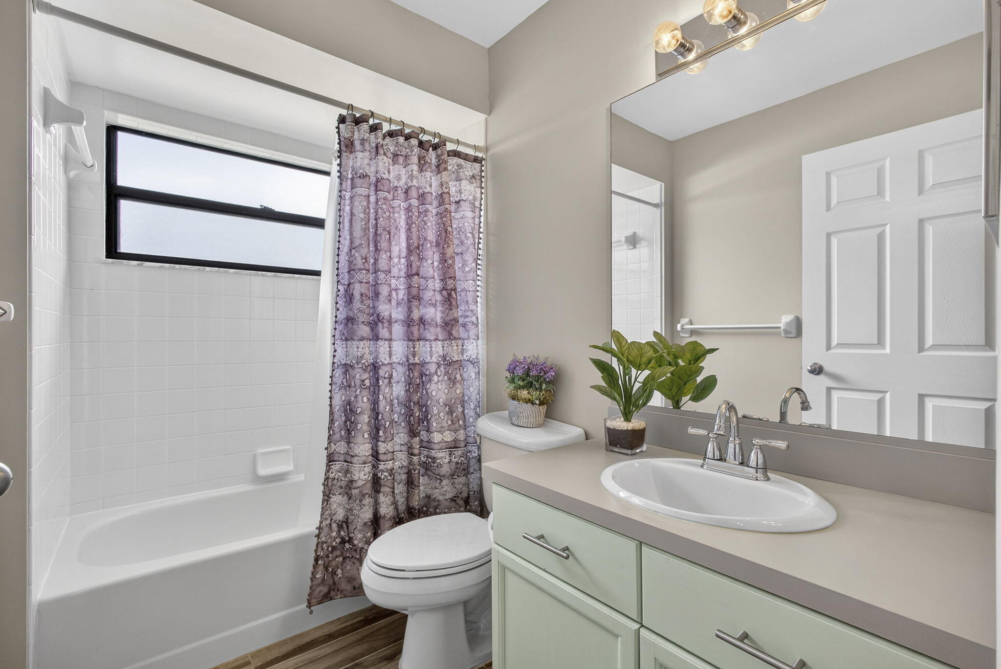 WELLINGTON TR 43 - Residential