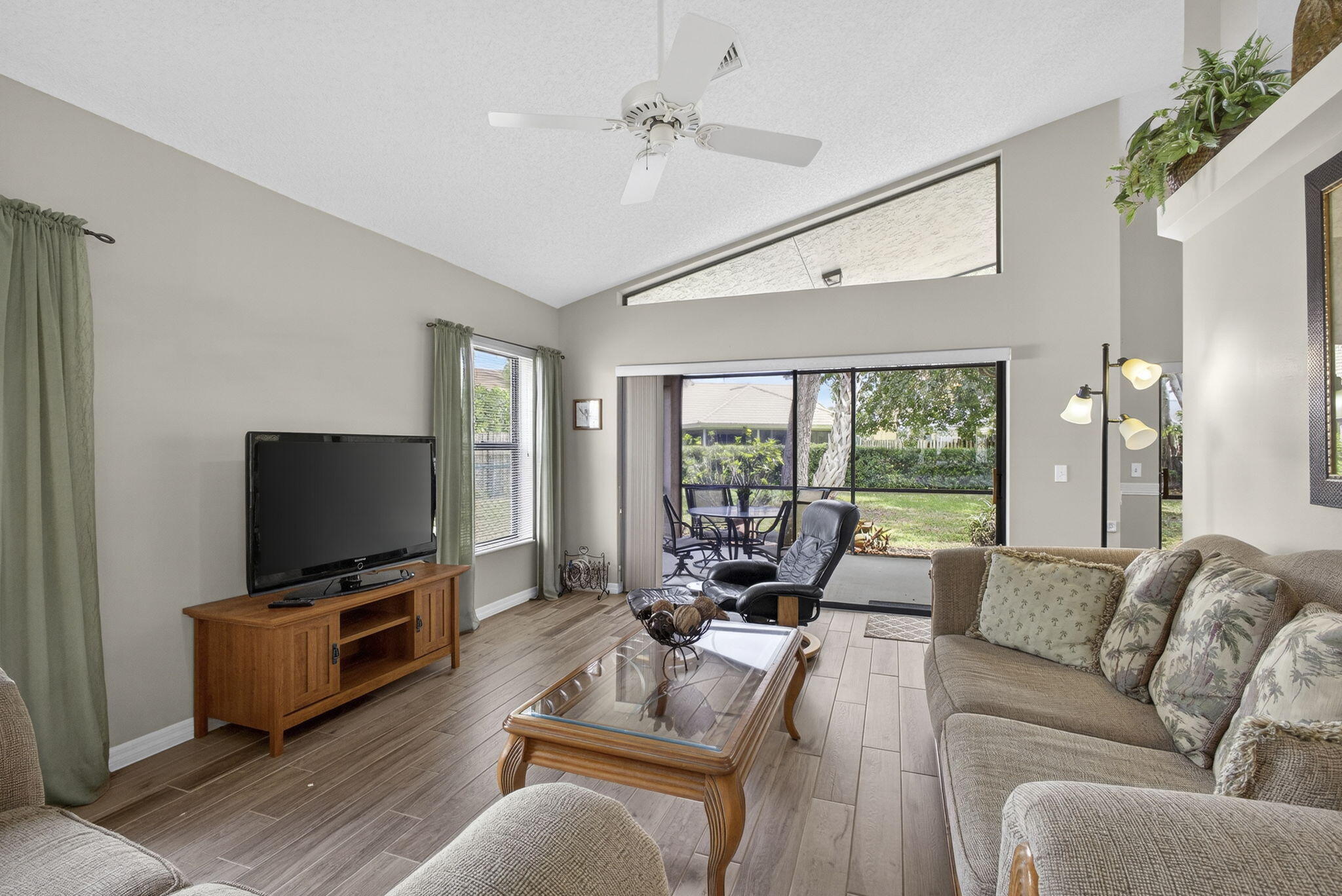 WELLINGTON TR 43 - Residential