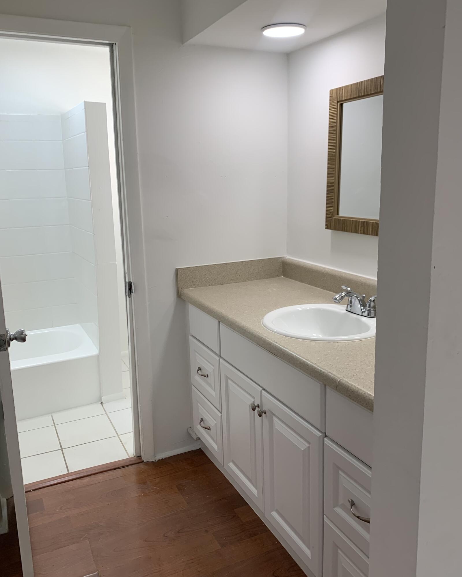 Petite 18-18 B - Residential Lease