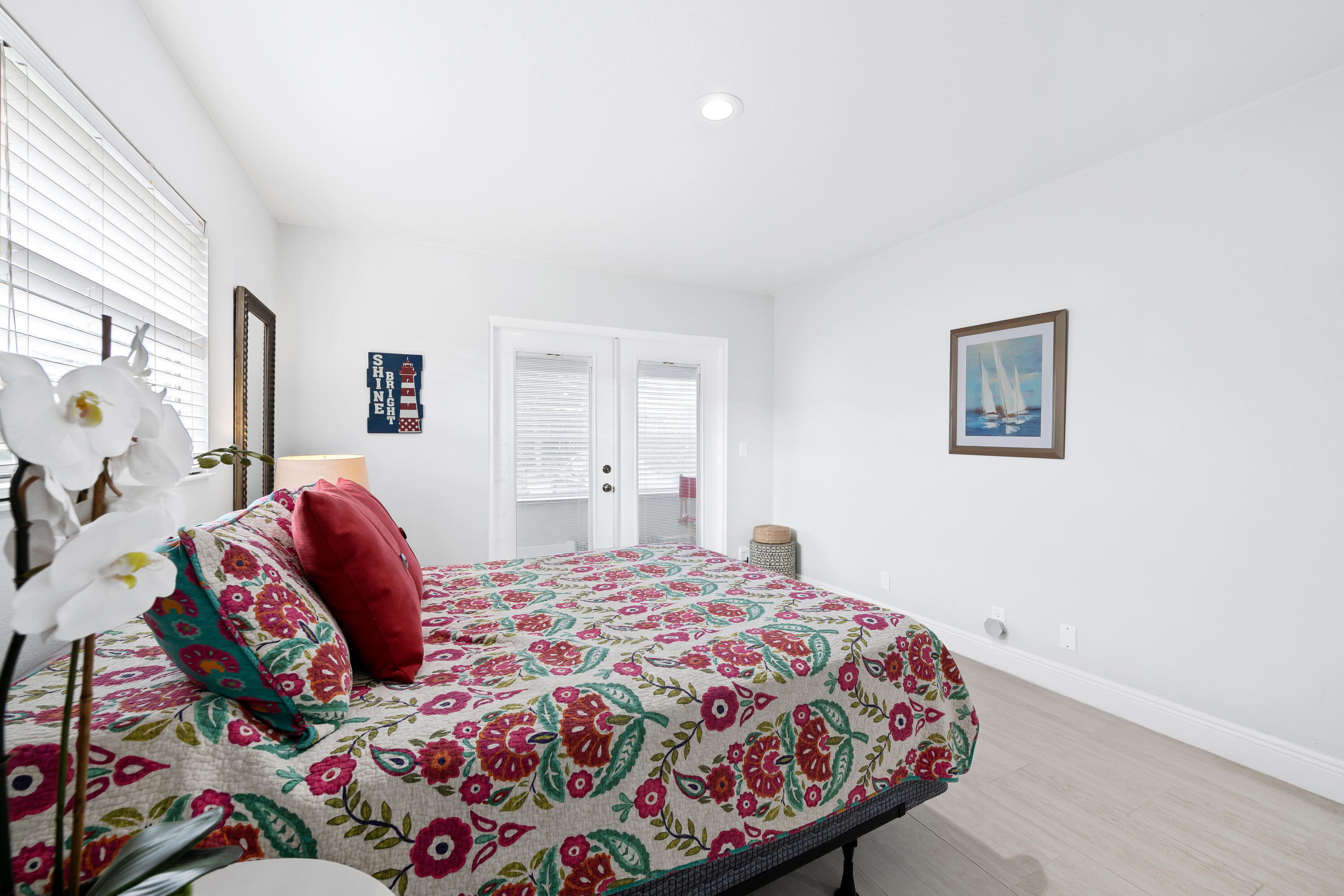 KINGS POINT SEVILLE CONDOS - Residential