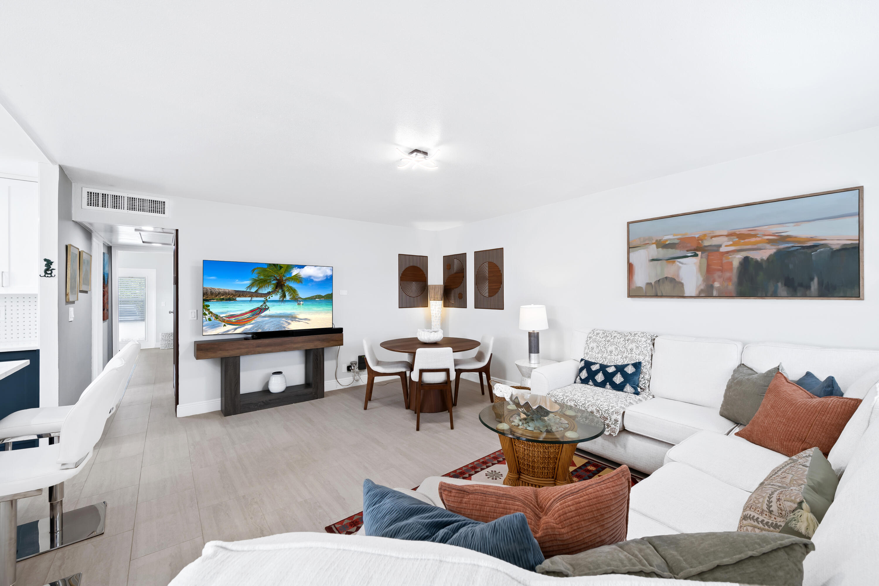 KINGS POINT SEVILLE CONDOS - Residential