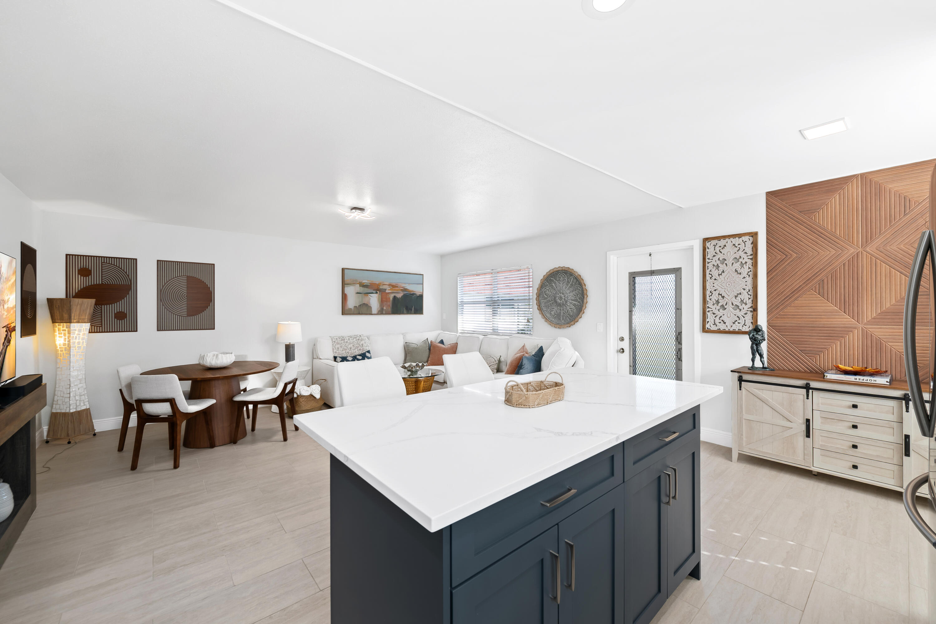 KINGS POINT SEVILLE CONDOS - Residential