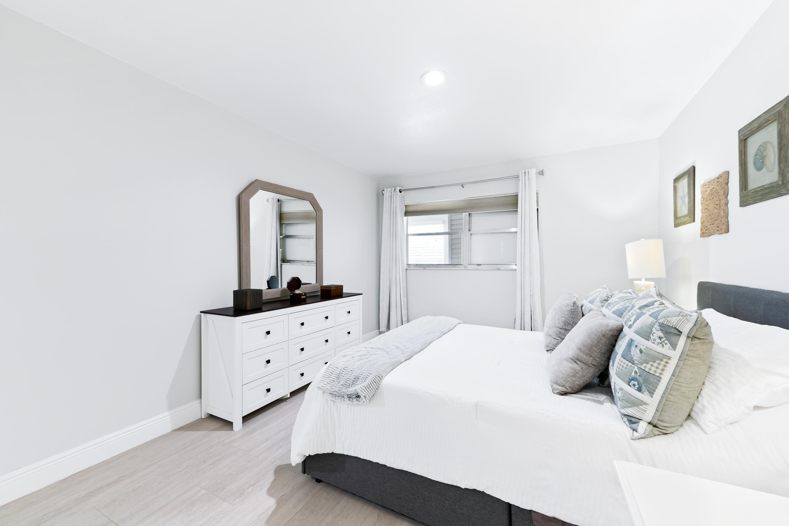 KINGS POINT SEVILLE CONDOS - Residential