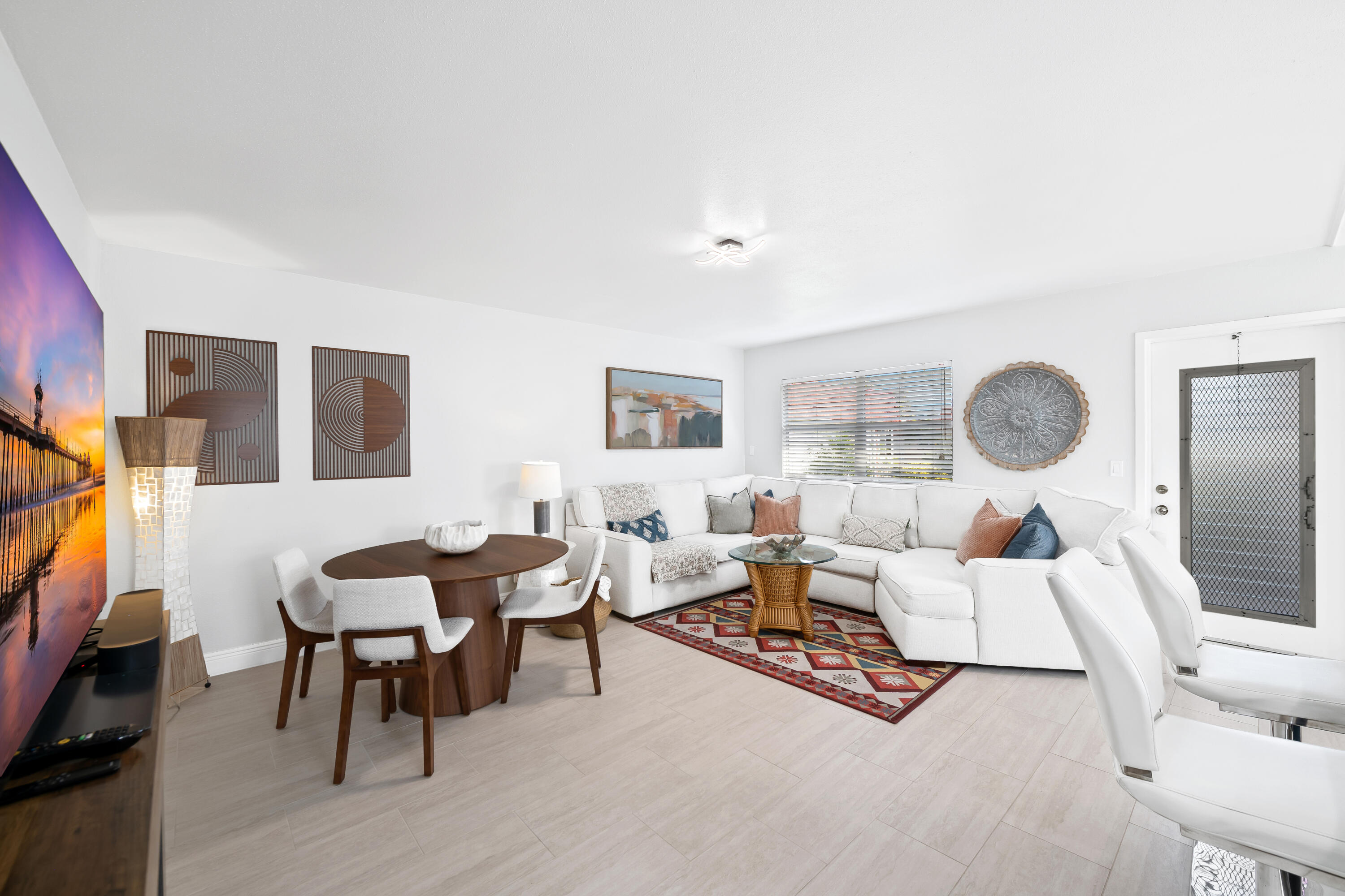 KINGS POINT SEVILLE CONDOS - Residential