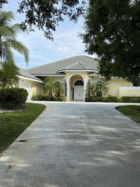 10026 SE Buttonwood Way Tequesta FL 33469