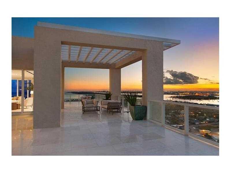 Ritz-Carlton Residences - Residential