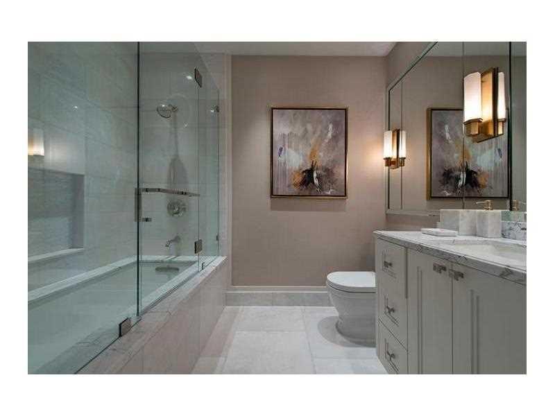 Ritz-Carlton Residences - Residential