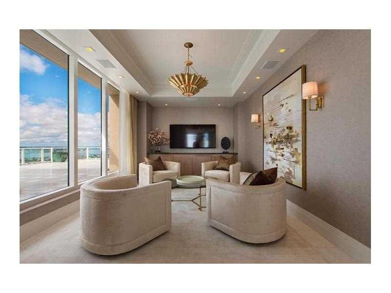 Ritz-Carlton Residences - Residential