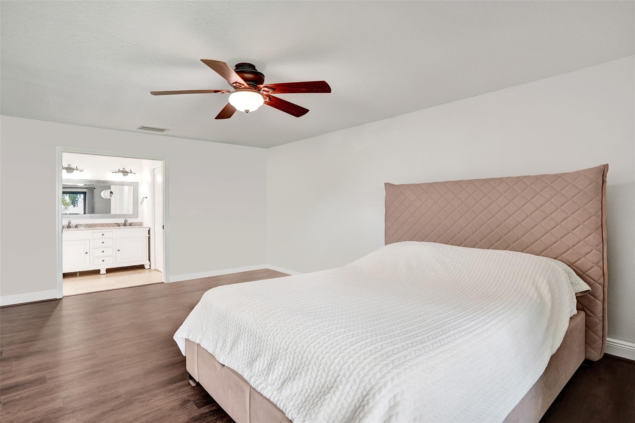 THE WOODLANDS OF DEER CRE - Residential