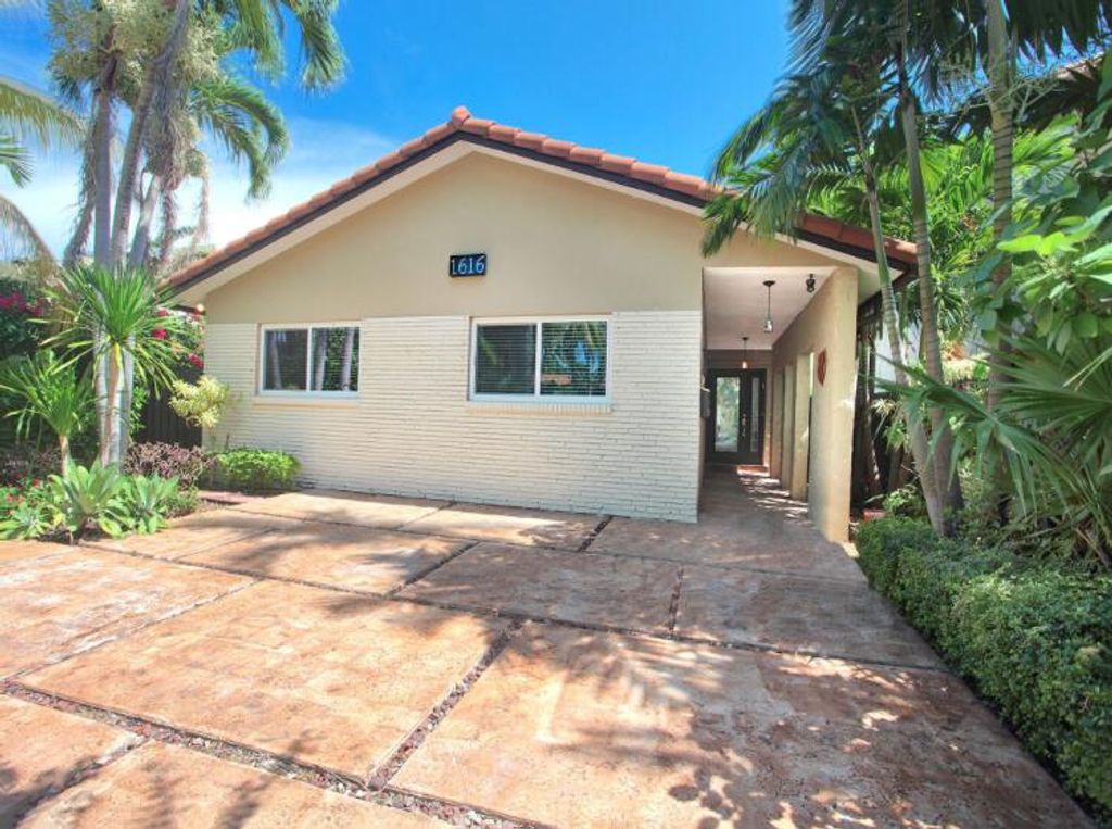 Photo of 1616 Adams Street, Hollywood, FL 33020 (MLS # R11158412)