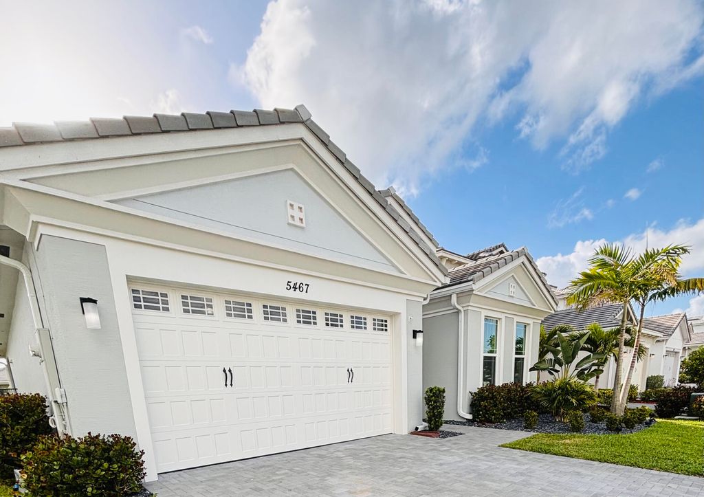 Photo of 5467 Pecan Drive, Westlake, FL 33470 (MLS # B26011619)