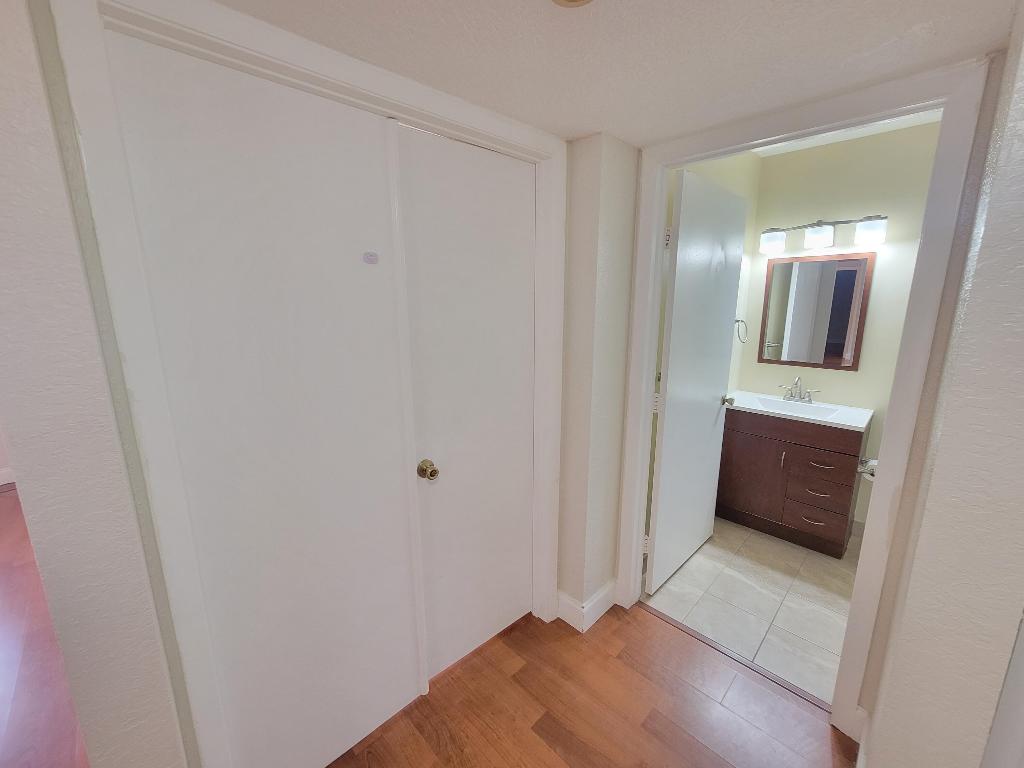 CENTERPOINTE - Residential