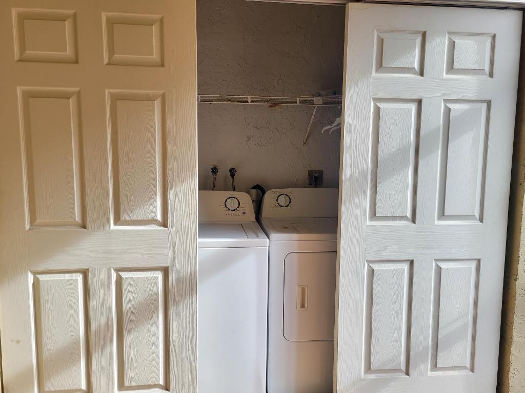 CENTERPOINTE - Residential